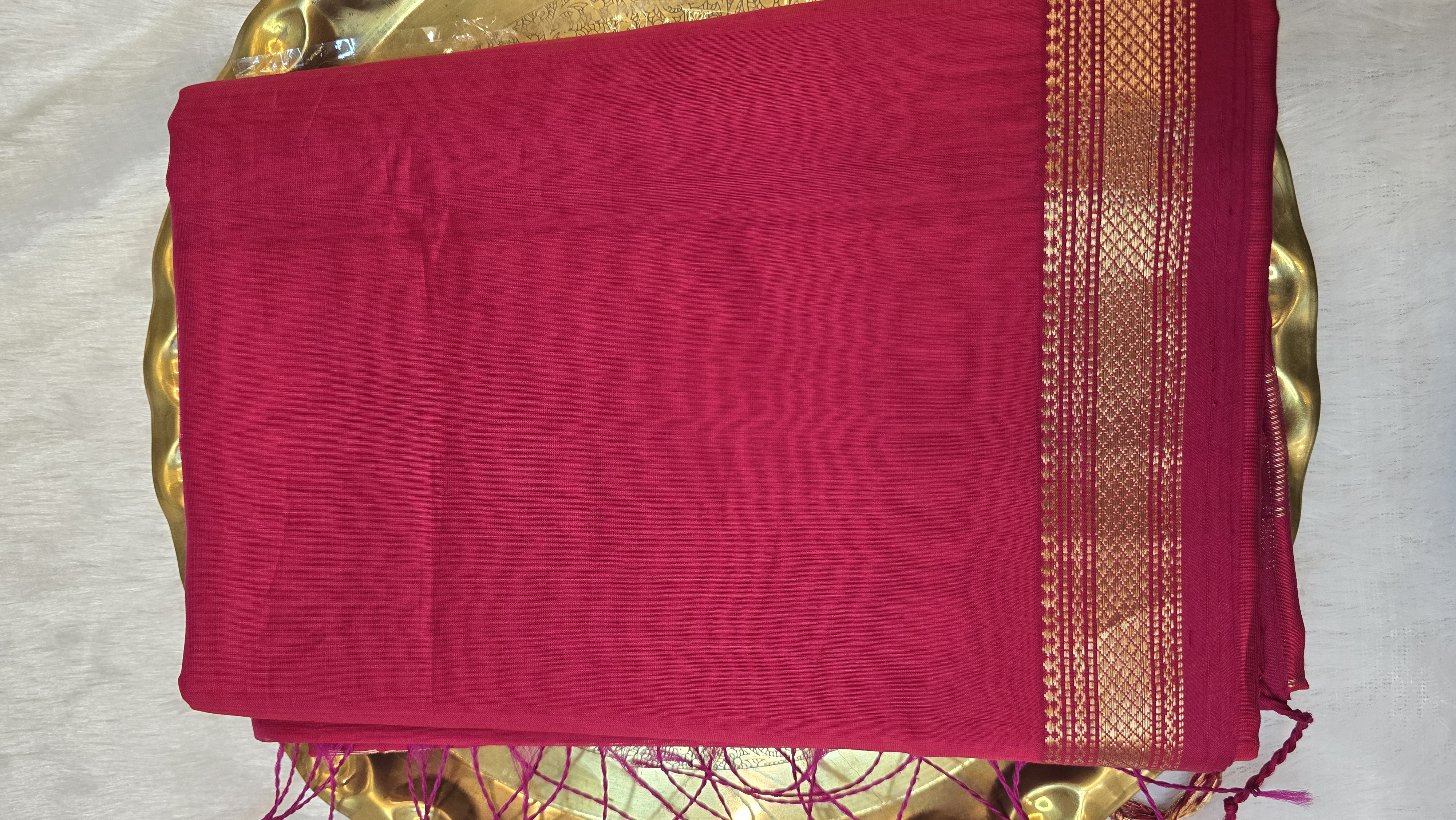 Plain with Medium border